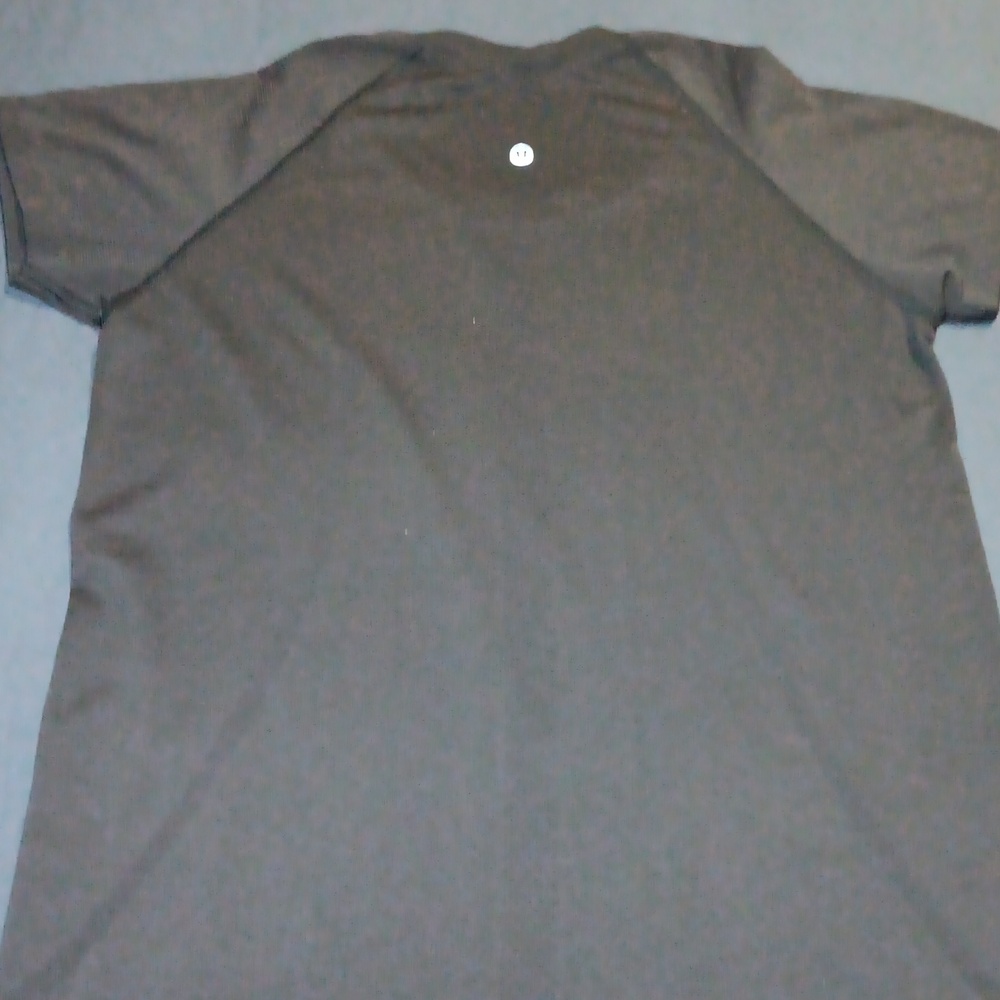 lululemon athletica Charcoal Short Sleeve Tee - Picture 3 of 8